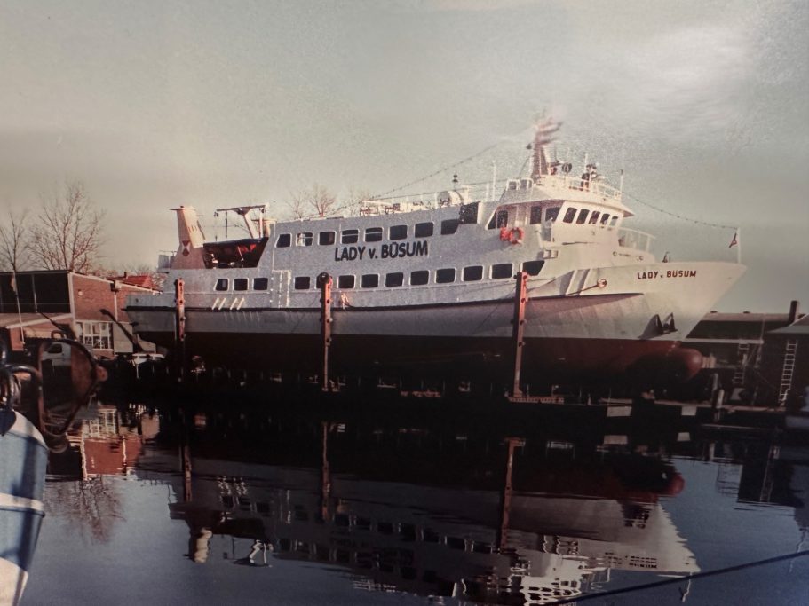 MS lady von Büsum auf Werft